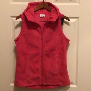 Columbia vest size S never wear excellent condition